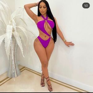 @poshbyv on instagram shani monokini size small purple NEVER WORN